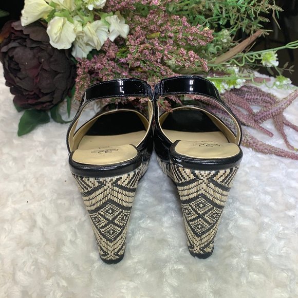 J. Renee Neely Slingback Wedge 8W NWT - Picture 8 of 9